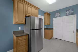 166 E 42nd St, Latonia, KY 41015 - Photo 11