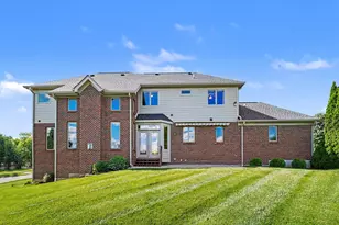 989 Reigh Count Dr, Union, KY 41091 - Photo 3