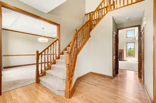 989 Reigh Count Dr, Union, KY 41091 - Photo 5