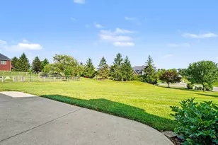 989 Reigh Count Dr, Union, KY 41091 - Photo 45