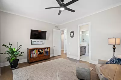 1077 Walburg Avenue, Villa Hills, KY 41017 - Photo 13