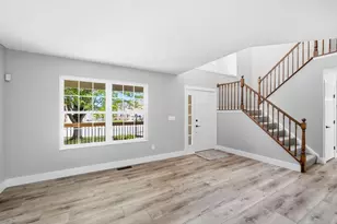 909 Surfridge Dr, Hebron, KY 41048 - Photo 19