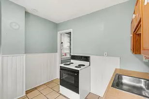 309 E 21st St, Covington, KY 41014 - Photo 11