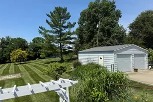 10129 Duncan Dr, Florence, KY 41042 - Photo 3