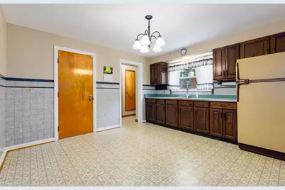 10 Faye Drive, Latonia, KY 41015 - Photo 13