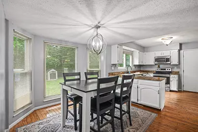 1810 Promontory Drive, Florence, KY 41042 - Photo 9