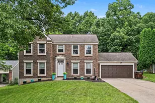 1810 Promontory Dr, Florence, KY 41042 - Photo 1