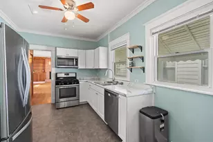 35 E 40th St, Latonia, KY 41015 - Photo 9