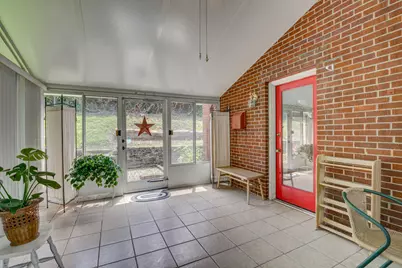 44 E 43rd Street, Latonia, KY 41015 - Photo 5