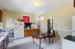 114 E 36th St, Latonia, KY 41015 - Photo 13
