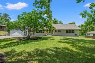 3062 Brookwood Dr, Edgewood, KY 41017 - Photo 1