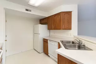 1465 Atlanta Ct, Florence, KY 41042 - Photo 17