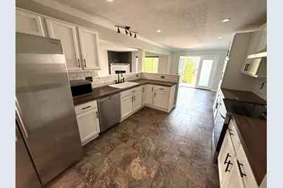 9858 Burleigh Lane, Union, KY 41091 - Photo 11