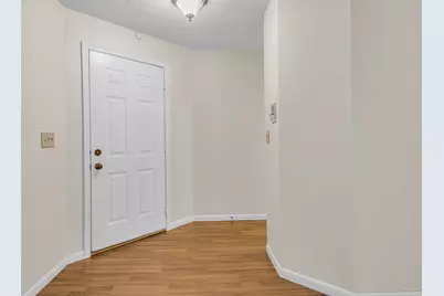 2111 Clareglen Drive #203, Crescent Springs, KY 41017 - Photo 5