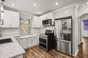 8 Parker Rd, Newport, KY 41071 - Photo 11