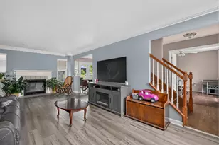 7501 Roxbury Ct, Florence, KY 41042 - Photo 3