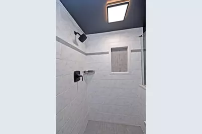 210 E 2nd Street #B, Covington, KY 41011 - Photo 37