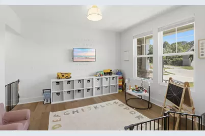 3555 Capel Court, Latonia, KY 41015 - Photo 5