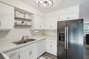 1821 Val Ct, Burlington, KY 41005 - Photo 9