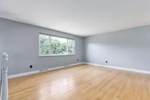30 Bustetter Dr, Florence, KY 41042 - Photo 5