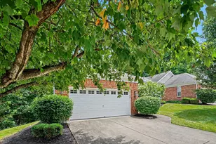 7280 Ridge Edge Ct, Florence, KY 41042 - Photo 3