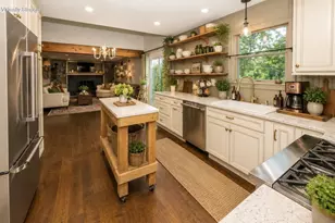 705 Oakridge Dr, Union, KY 41091 - Photo 3