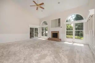 960 Dustwhirl Dr, Union, KY 41091 - Photo 9
