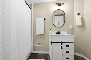 326 W 9th St, Newport, KY 41071 - Photo 25