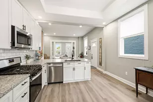 326 W 9th St, Newport, KY 41071 - Photo 11