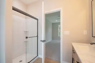 472 Hemlock Rd, Covington, KY 41015 - Photo 17