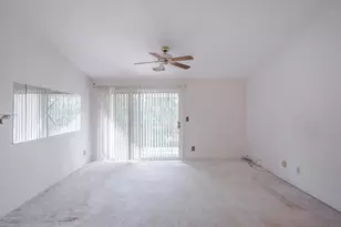 28 Rio Grande Cir, Florence, KY 41042 - Photo 5