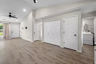 99 Sanders Dr, Florence, KY 41042 - Photo 9