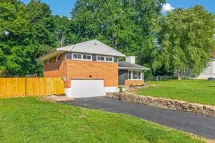 18 Lacresta Dr, Florence, KY 41042 - Photo 3
