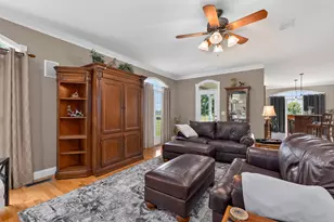 102 Harbour Pointe Dr, Williamstown, KY 41097 - Photo 11