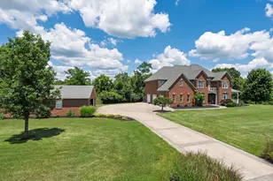 102 Harbour Pointe Dr, Williamstown, KY 41097 - Photo 1