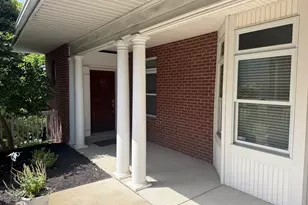 16 Thomas Pointe Dr, Fort Thomas, KY 41075 - Photo 3