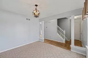 561 Buckshire, Florence, KY 41042 - Photo 5