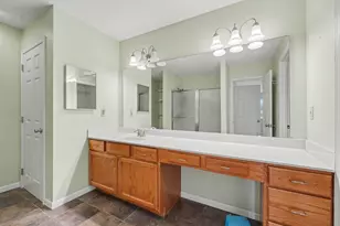 561 Buckshire, Florence, KY 41042 - Photo 21