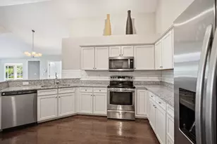 9104 Royal Oak Ln, Union, KY 41091 - Photo 13