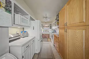 1395 Vidot Ct, Covington, KY 41011 - Photo 11