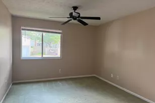 90 Creekwood Dr, Wilder, KY 41071 - Photo 11