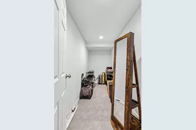 10494 Fairbourne Drive, Covington, KY 41015 - Photo 39