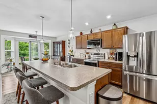 10494 Fairbourne Dr, Covington, KY 41015 - Photo 5