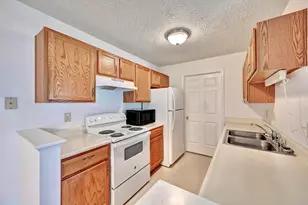 648 Friars Ln, Florence, KY 41042 - Photo 9