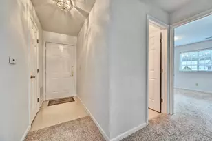 648 Friars Ln, Florence, KY 41042 - Photo 3