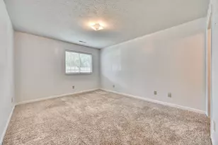 648 Friars Ln, Florence, KY 41042 - Photo 13