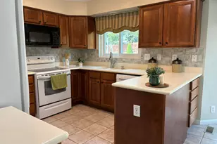 8442 Woodcreek Dr, Florence, KY 41042 - Photo 7