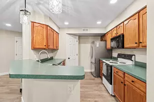 2250 Devlin Pl, Crescent Springs, KY 41017 - Photo 9
