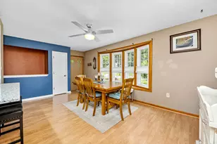 303 Center Park Dr, Florence, KY 41042 - Photo 3