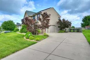 9298 Hardwicke Ln, Florence, KY 41042 - Photo 5
